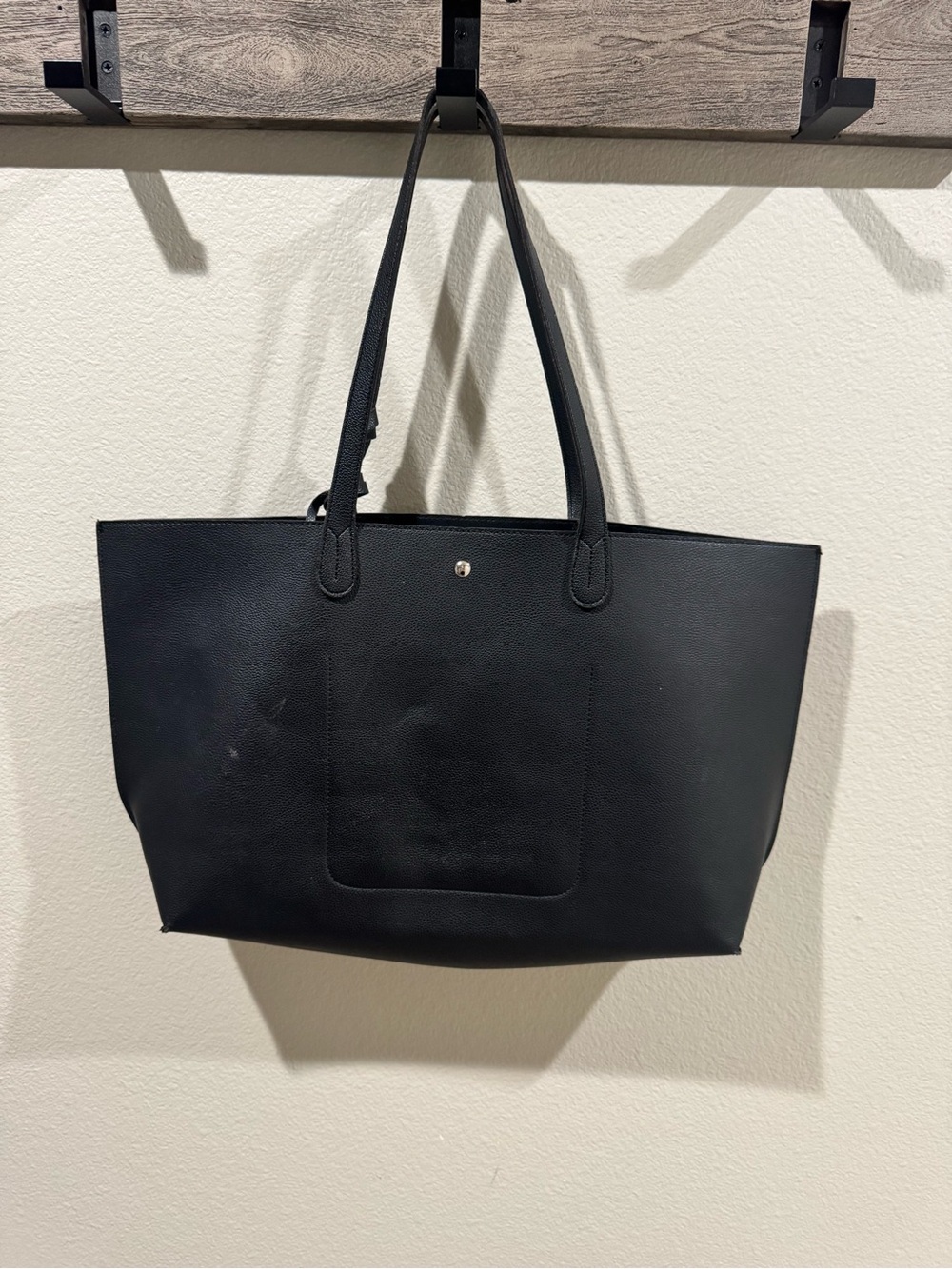 Classic Black Tote Bag With Small Pouch - Picture 4 of 7